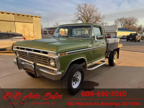 More photos of 1974 Ford F250 at B & B Auto Sales, SD