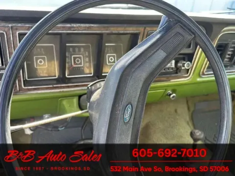 More photos of 1974 Ford F250 at B & B Auto Sales, SD