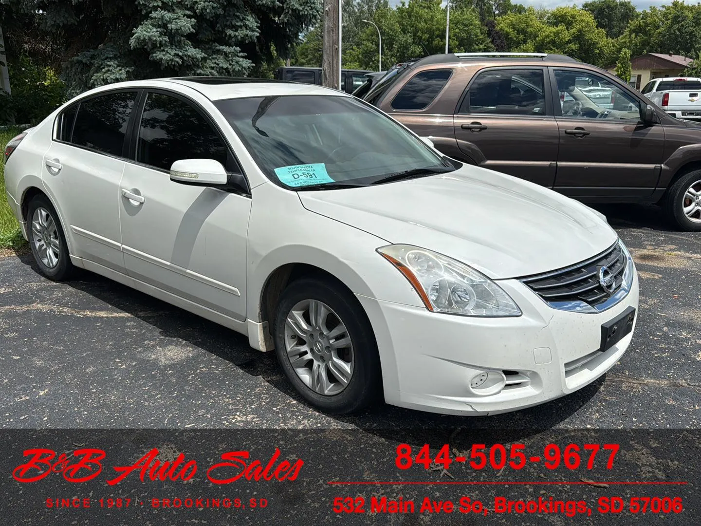 White 2010 Nissan Altima 2.5 SL for sale in Brookings, SD