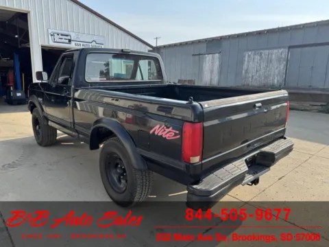More photos of 1991 Ford F-150 at B & B Auto Sales, SD