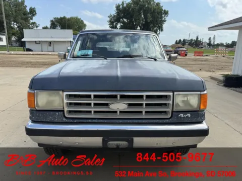 Photos of 1987 Ford Bronco for sale in Brookings, SD at B & B Auto Sales