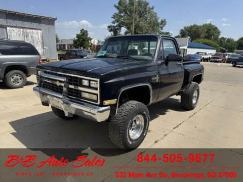Another view of 1987 GMC 1/2 Ton Pickups V1500 for sale in Brookings, SD at B & B Auto Sales