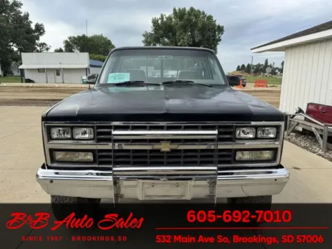 Another view of 1987 GMC V1500 for sale in Brookings, SD at B & B Auto Sales