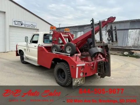 More photos of 1973 Ford F350 at B & B Auto Sales, SD