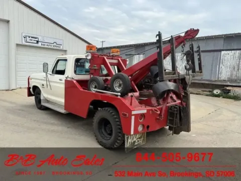 More photos of 1973 Ford F350 at B & B Auto Sales, SD