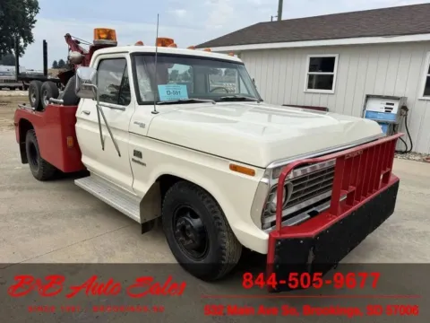 White 1973 Ford F350 for sale in Brookings, SD
