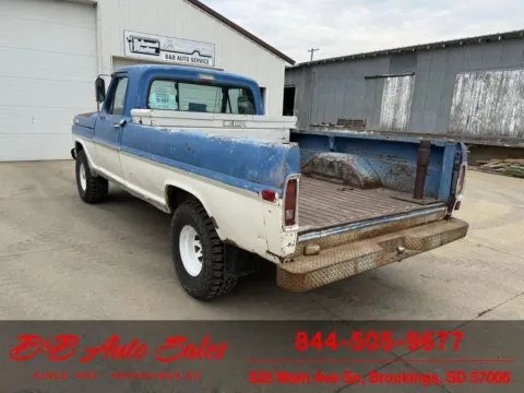 More photos of 1971 Ford F100 at B & B Auto Sales, SD