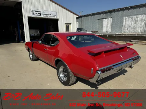 More photos of 1968 Oldsmobile 442 at B & B Auto Sales, SD