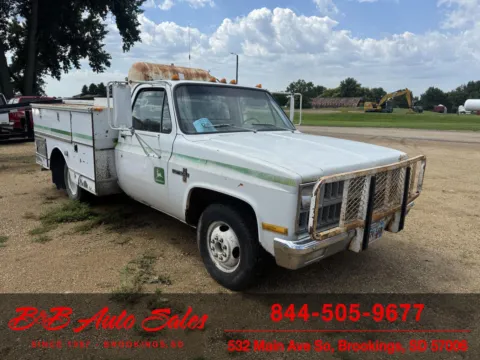 White 1982 Chevrolet Pickup for sale in Brookings, SD
