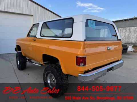 More photos of 1975 GMC Jimmy Custom at B & B Auto Sales, SD