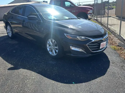 Black 2019 Chevrolet Malibu LT for sale in Brookings, SD