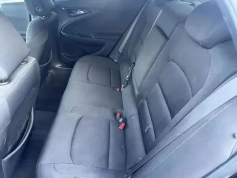 More photos of 2019 Chevrolet Malibu LT at B & B Auto Sales, SD