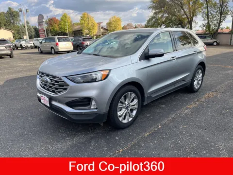 More photos of 2022 Ford Edge Titanium at B & B Auto Sales, SD