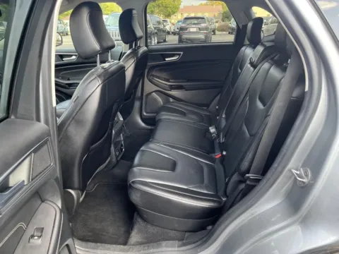 More photos of 2022 Ford Edge Titanium at B & B Auto Sales, SD