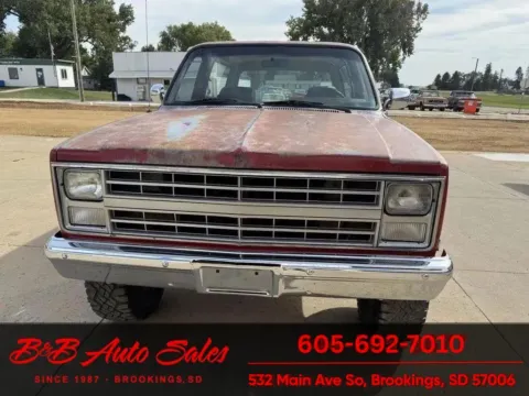 Another view of 1988 Chevrolet Blazer for sale in Brookings, SD at B & B Auto Sales