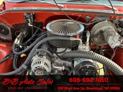 More photos of 1979 GMC K1500 at B & B Auto Sales, SD