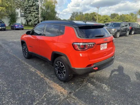 More photos of 2018 Jeep Compass Trailhawk at B & B Auto Sales, SD