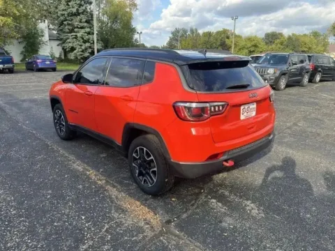 More photos of 2018 Jeep Compass Trailhawk at B & B Auto Sales, SD