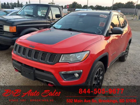 Black 2018 Jeep Cherokee Latitude for sale in Brookings, SD
