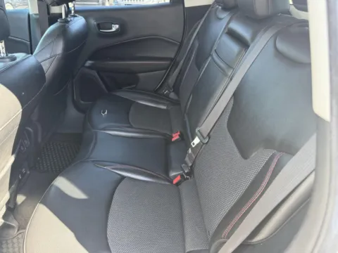 More photos of 2020 Jeep Compass Trailhawk at B & B Auto Sales, SD