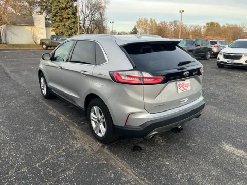 More photos of 2019 Ford Edge SEL at B & B Auto Sales, SD