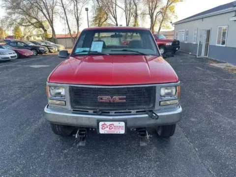 Photos of 1999 GMC Sierra SL (carry-over) for sale in Brookings, SD at B & B Auto Sales