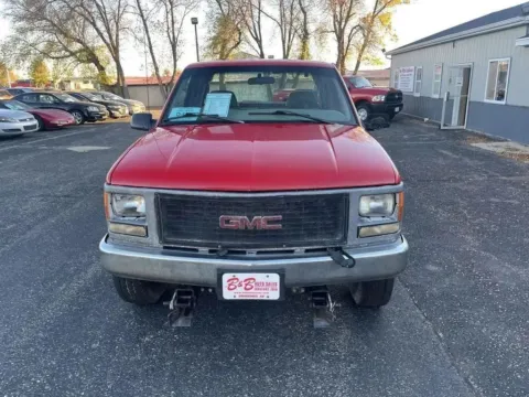 Photos of 1999 GMC Sierra SL (carry-over) for sale in Brookings, SD at B & B Auto Sales