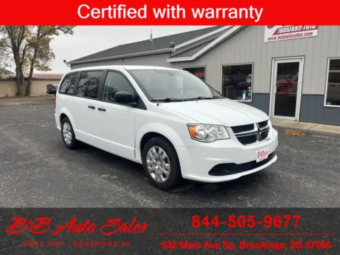 White 2019 Dodge Grand Caravan SE for sale in Brookings, SD