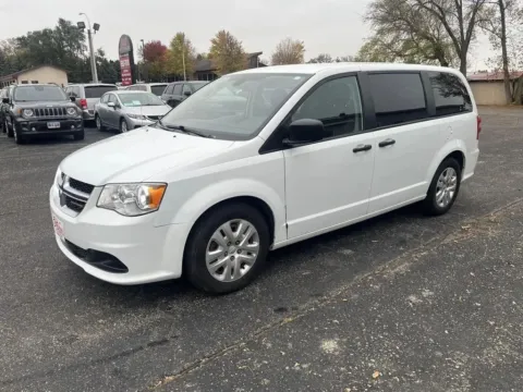 More photos of 2019 Dodge Grand Caravan SE at B & B Auto Sales, SD