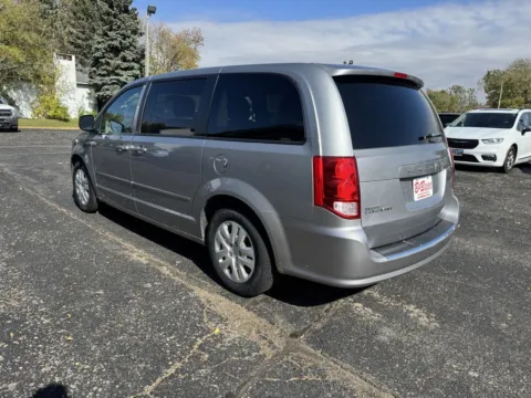 More photos of 2014 Dodge Grand Caravan SE at B & B Auto Sales, SD