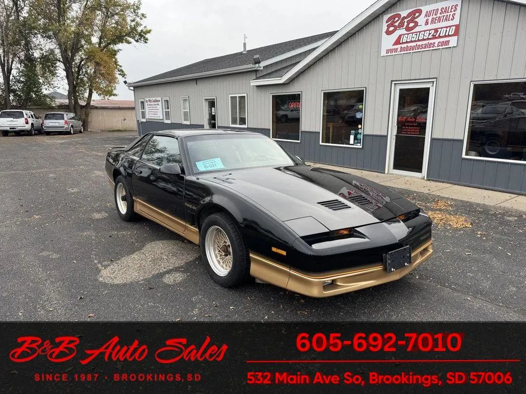 1986 Pontiac Firebird's photo