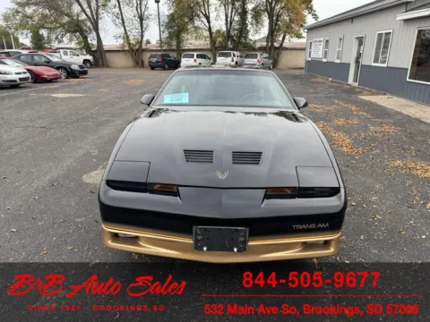 Photos of 1986 Pontiac Firebird Trans Am for sale in Brookings, SD at B & B Auto Sales