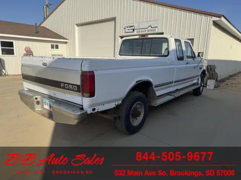 More photos of 1996 Ford F-250 XLT at B & B Auto Sales, SD