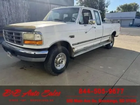 White 1996 Ford F-250 XL for sale in Brookings, SD