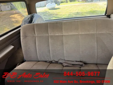 More photos of 1986 Ford Bronco Eddie Bauer at B & B Auto Sales, SD