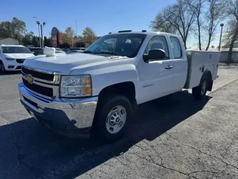 More photos of 2013 Chevrolet Silverado Work Truck at B & B Auto Sales, SD