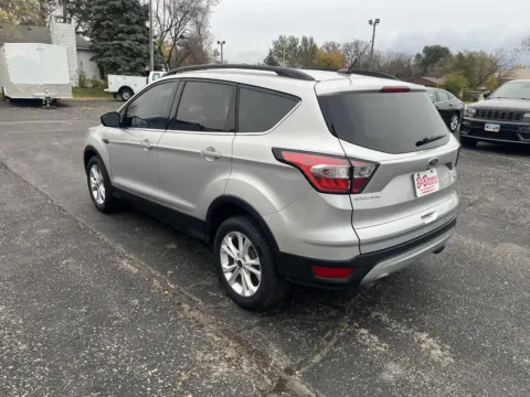 More photos of 2018 Ford Escape SE at B & B Auto Sales, SD