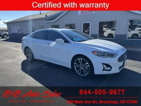 White 2019 Ford Fusion Titanium for sale in Brookings, SD
