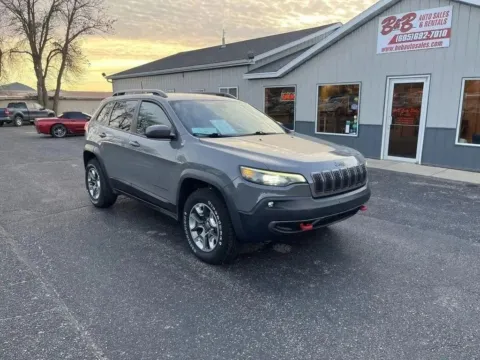 Gray 2019 Jeep Cherokee Trailhawk for sale in Brookings, SD