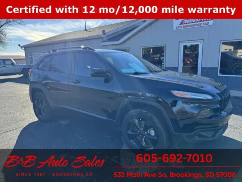 Black 2018 Jeep Cherokee Latitude for sale in Brookings, SD