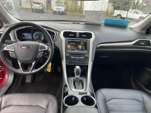 More photos of 2013 Ford Fusion SE at B & B Auto Sales, SD