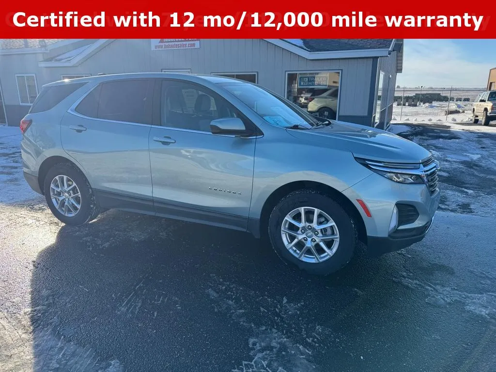 2022 Chevrolet Equinox LT's photo