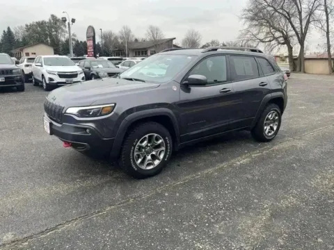 More photos of 2021 Jeep Cherokee Trailhawk at B & B Auto Sales, SD