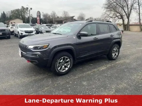 More photos of 2021 Jeep Cherokee Trailhawk at B & B Auto Sales, SD