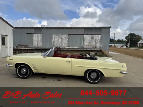 Photos of 1963 Pontiac Lemans for sale in Brookings, SD at B & B Auto Sales