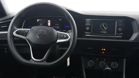 More photos of 2023 Volkswagen Jetta Sport at Auto City, CA