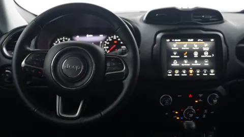 More photos of 2022 Jeep Renegade Limited at Auto City, CA