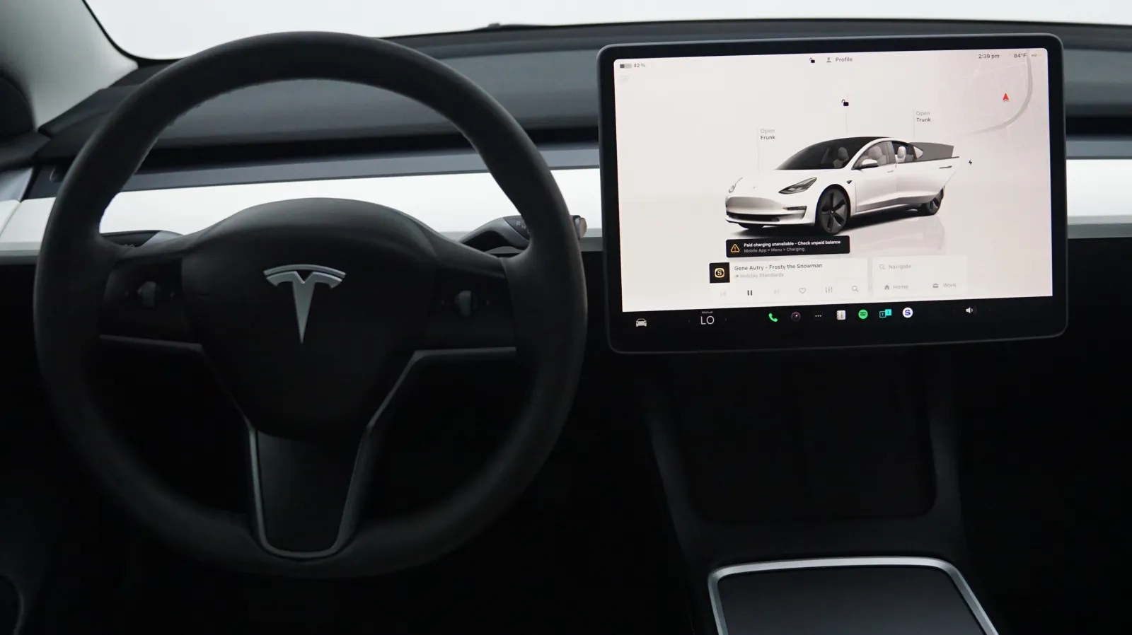 More photos of 2023 Tesla Model 3 at Auto City, CA