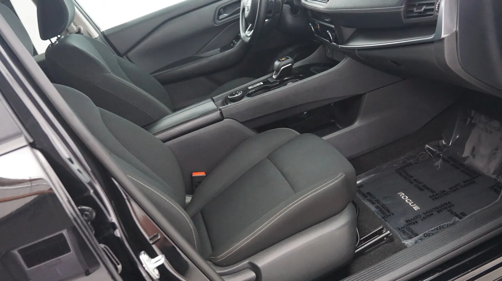 More photos of 2024 Nissan Rogue S at Auto City, CA