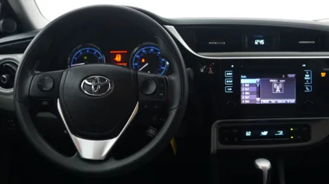 More photos of 2017 Toyota Corolla LE at Auto City, CA